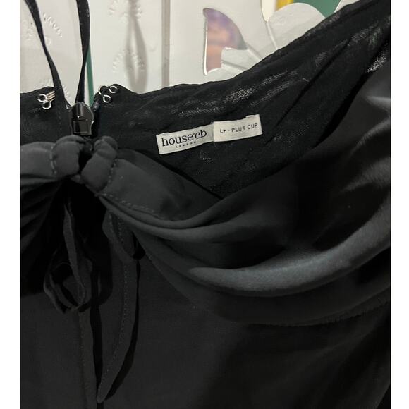 House of CB BabyDoll Black Chiffon Halter Mini Dress Size L+ and Bigger Cup - Picture 2 of 6